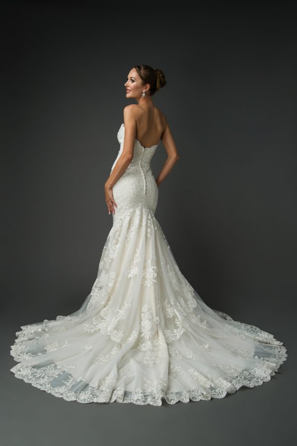 Daniela Lace Mermaid Wedding Dress - Grace + Ivory