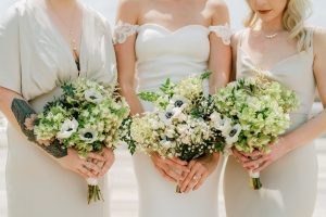 white wedding florals classic wedding inspiration