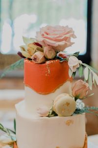 sweethomecakery, wedding cake inspiration, orange gold wedding cake with macarons