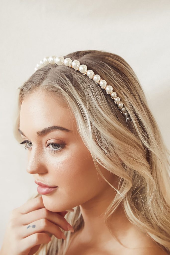 Non-veil wedding options headpieces pearl band