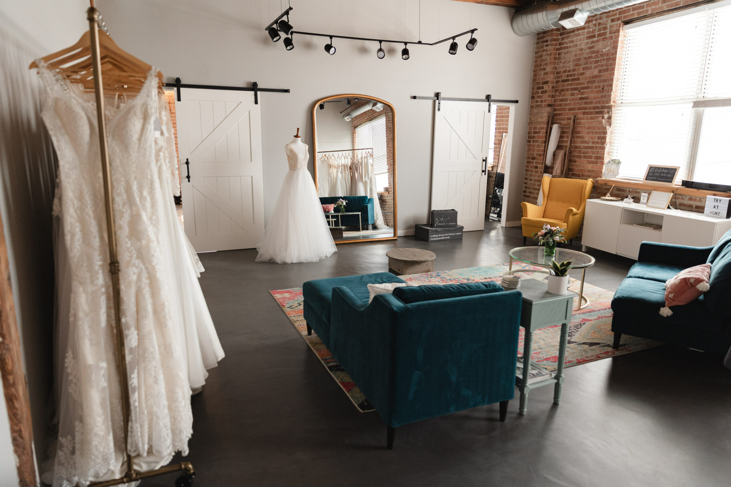 Grace + Ivory Chicago bridal shop