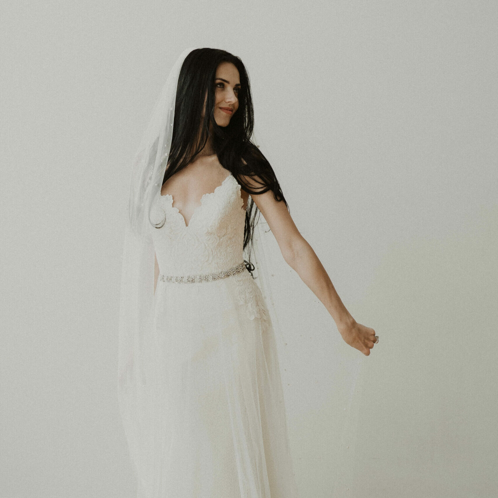 How To Try On A MadeToMeasure Wedding Dress Grace + Ivory