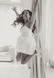 Short lace wedding dress strapless
