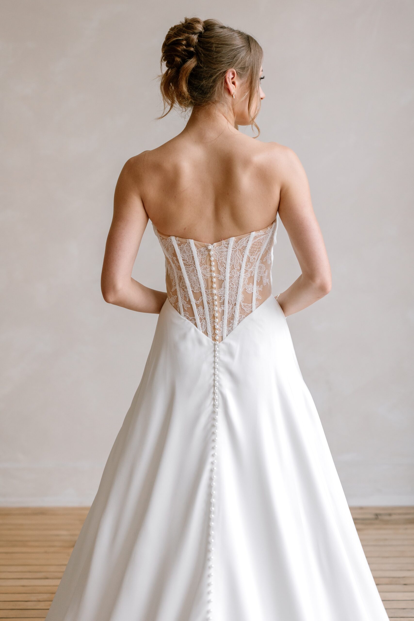 Grace and Ivory Adelaide Dress – Natasha back close