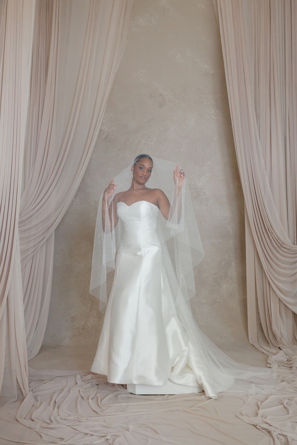 Grace and Ivory Dew Drop Blusher Veil 2