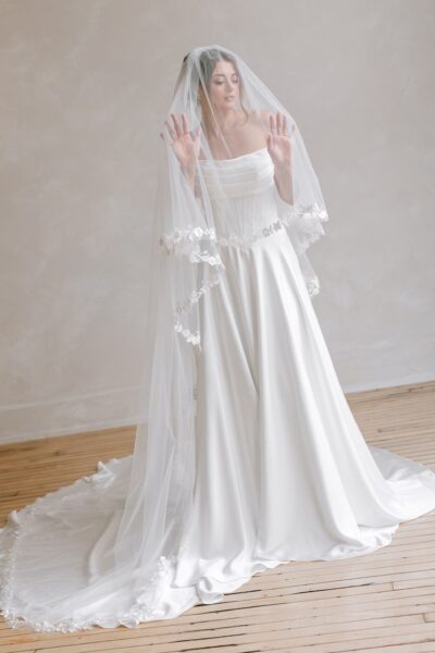 Jessie Lace Edge Blusher Veil