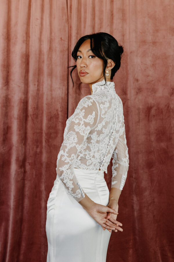 Vintage Lace V-Neck Dress Bolero - Image 2