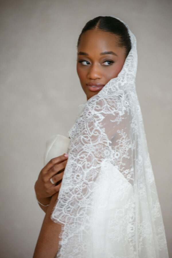 All Over Lace Mantilla Veil - Image 4