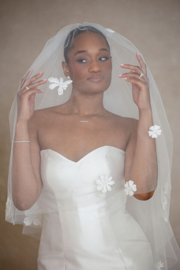 Simone Scattered Lace Blusher Veil - Image 4